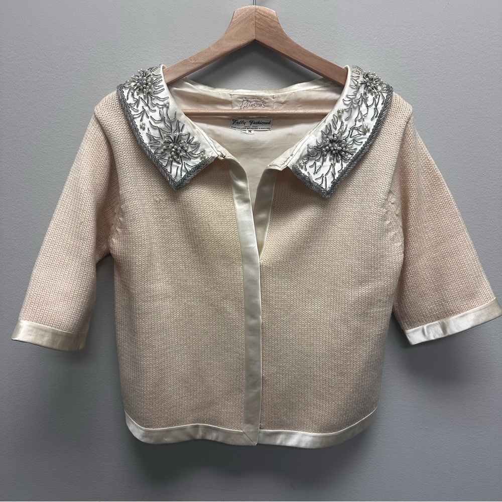 Robinsons in the British‎ Crown Colony Embroidered Sweater Womens Medium Wool